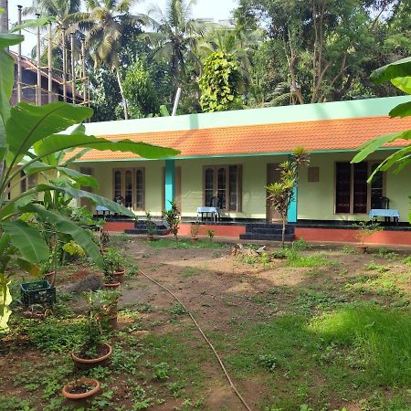 Hotel Greenland Thiruvananthapuram Exterior foto